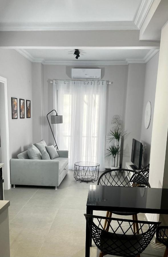Agia Sofia Noir Apartment Salonicco Esterno foto