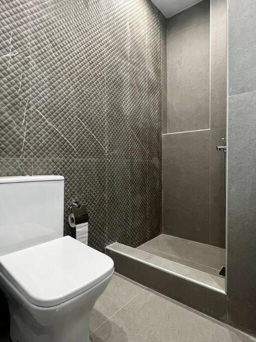 Agia Sofia Noir Apartment Salonicco Esterno foto